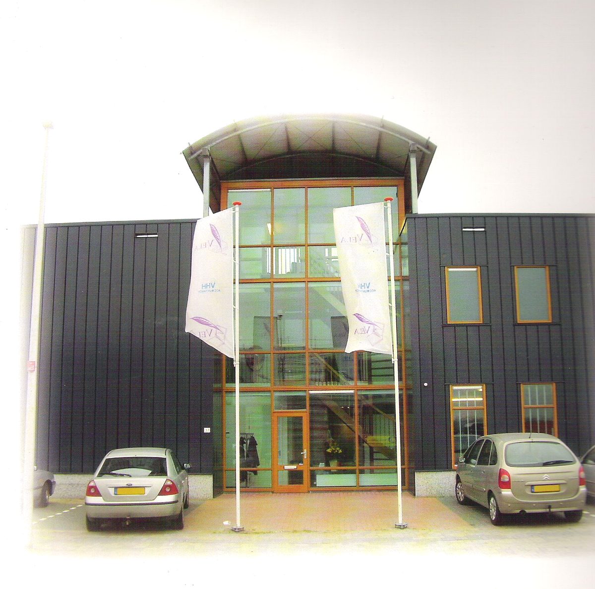 The VHH Accountancy office building, 2008